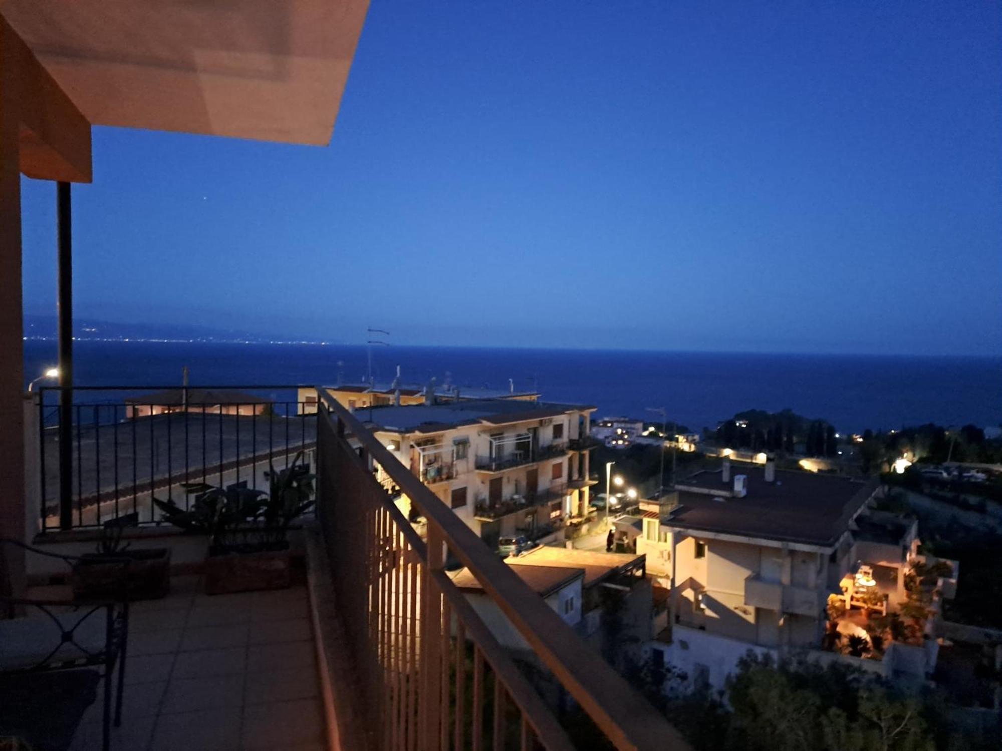 تاورمينا Antelima B&B الغرفة الصورة
