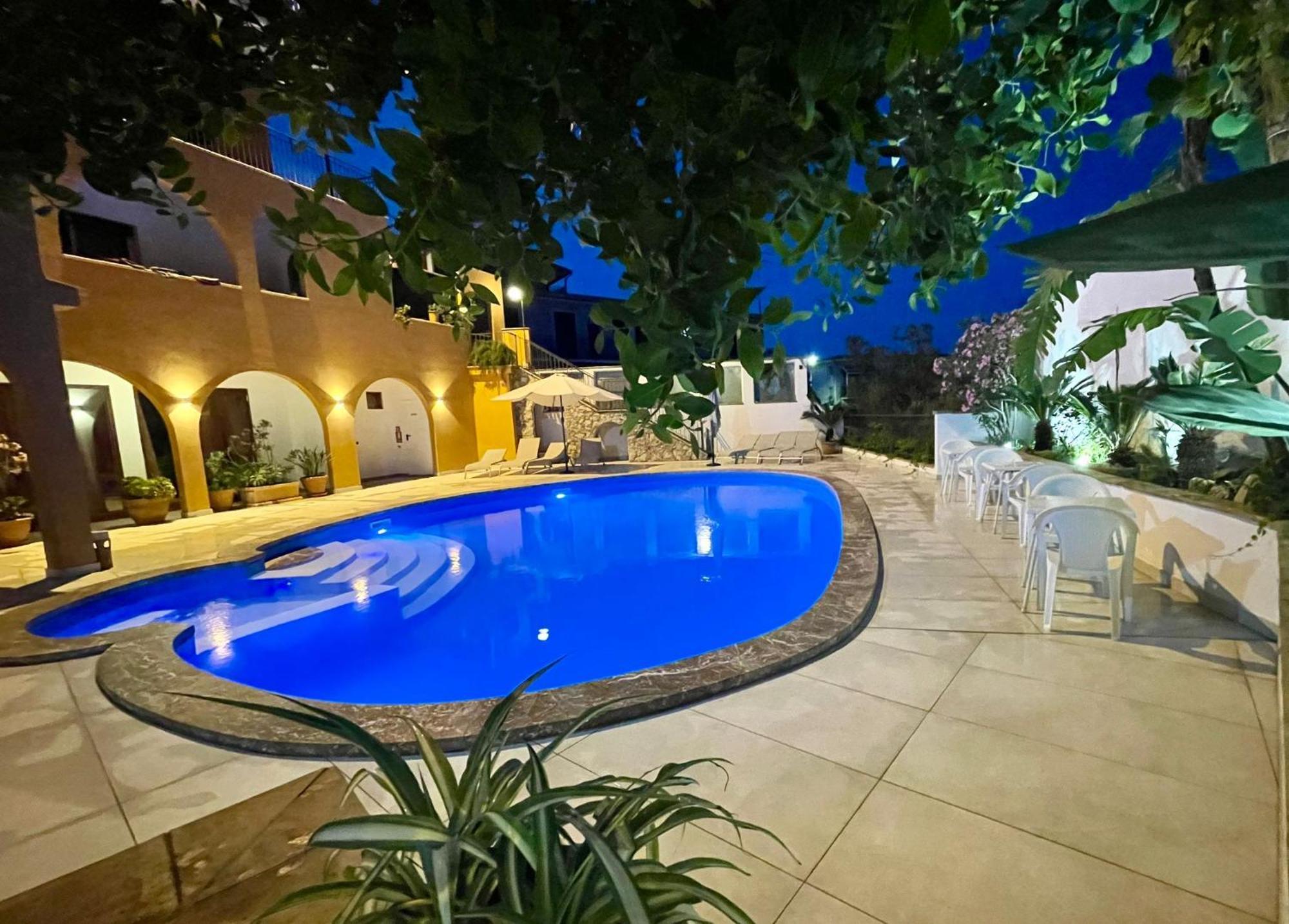 تاورمينا Antelima B&B المظهر الخارجي الصورة